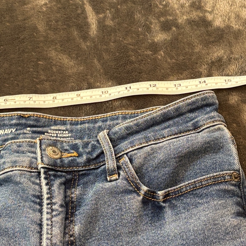 Old Navy Rockstar Super Skinny Jeans - - Picture 10 of 14